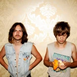 JEFF the Brotherhood