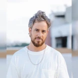 יושי