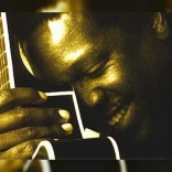 Vusi Mahlasela