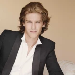 Amaury Vassili