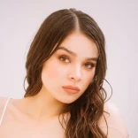 Hailee Steinfeld