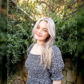 Emyrson Flora