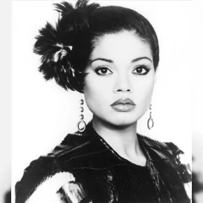 Angela Bofill