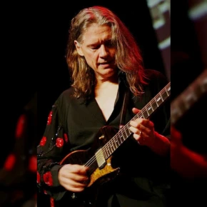 Robben Ford