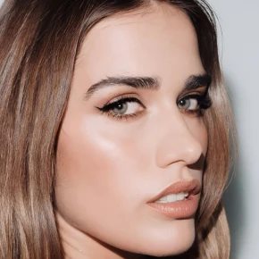 Clara