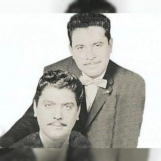 Los Dos Oros