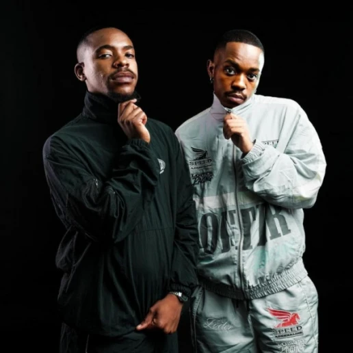 Shakes & Les
