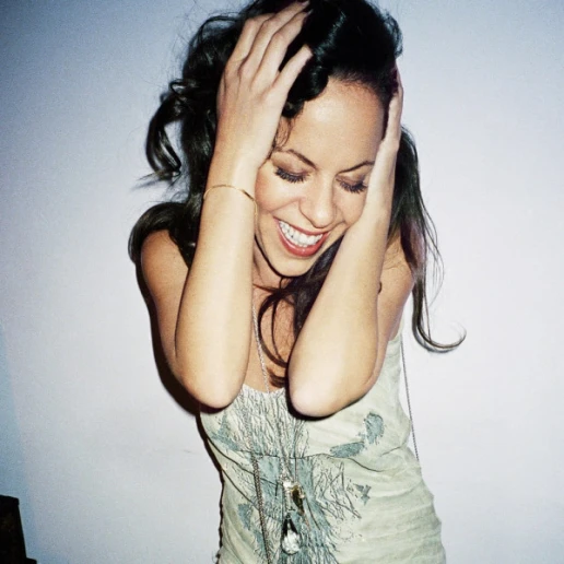 Bebel Gilberto