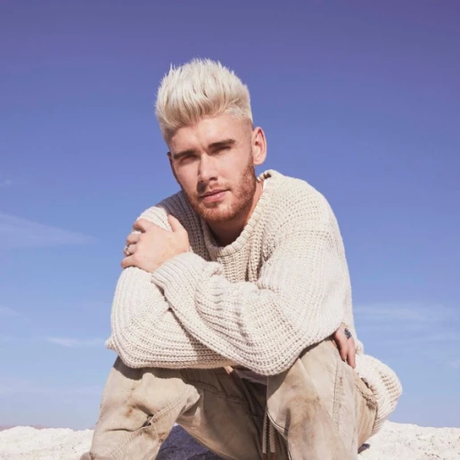 Colton Dixon
